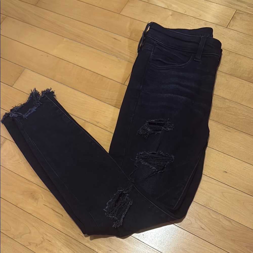 American Eagle ripped jeggings